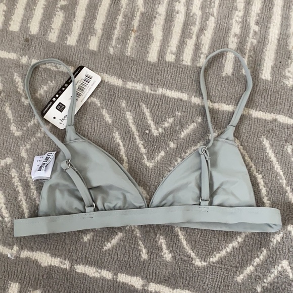 NWT Dippin Daisy’s Triangle Bikini Top - Picture 2 of 5